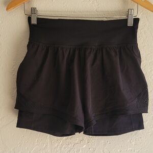 Spanx Shorts Size Small